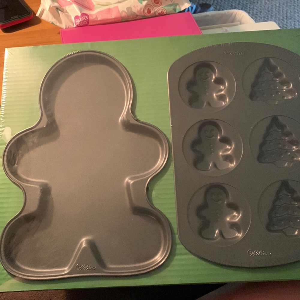 Wilton Holiday Baking Set